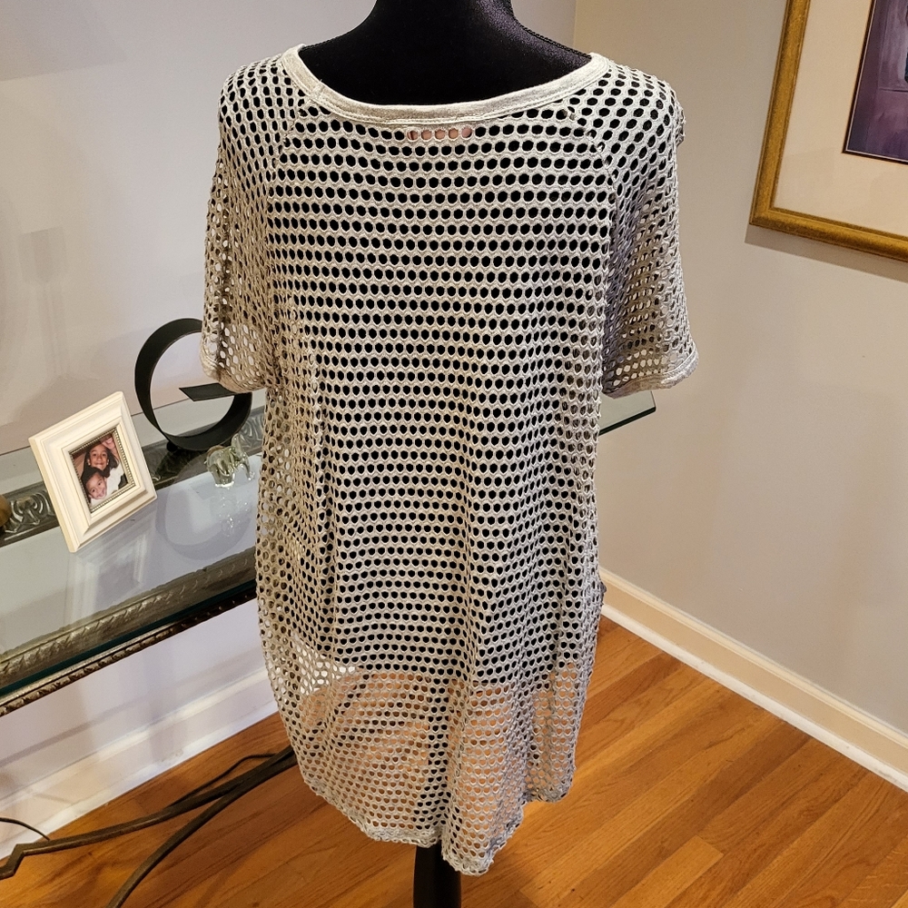 Ladies top - Picture 4 of 6